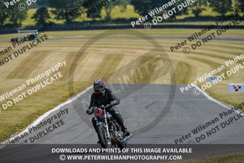 cadwell park;cadwell park photographs;cadwell trackday photographs;enduro digital images;event digital images;eventdigitalimages;peter wileman photography;racing digital images;trackday digital images;trackday photos